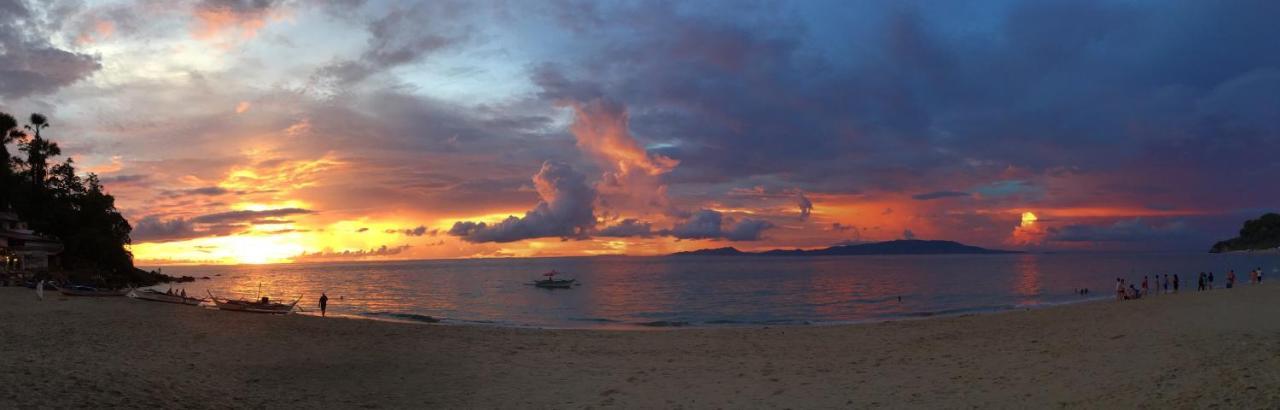 Victoria'S Bed & Breakfast Puerto Galera Ngoại thất bức ảnh