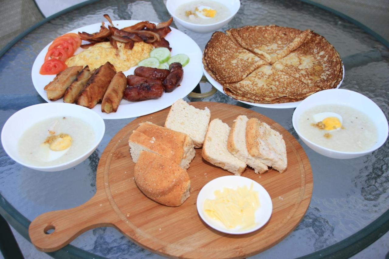 Victoria'S Bed & Breakfast Puerto Galera Ngoại thất bức ảnh